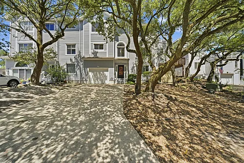 3848 Surry Rd Photo 1