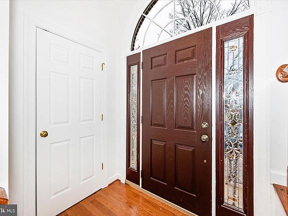 3rd image of 5577 Rivendell Pl