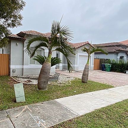 2nd image of 28021 SW 133rd Pl