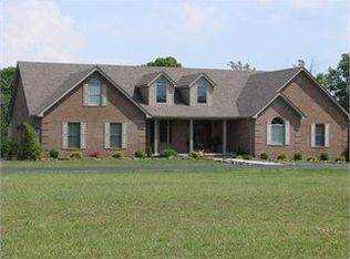 134 Frontage Rd, Russell Springs, KY 42642