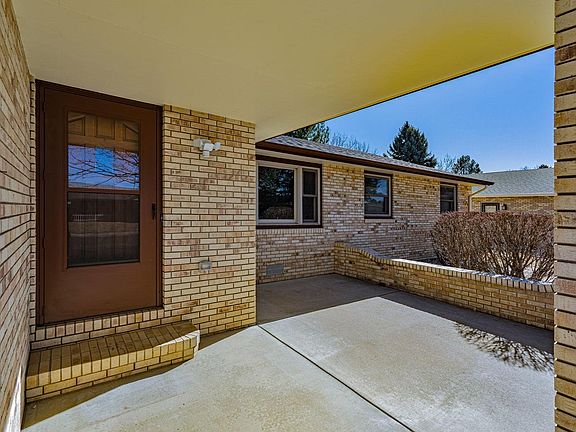 2nd image of 4886 Filbert Dr