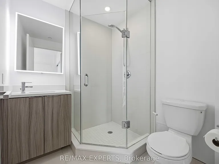 223 Saint Clair Ave W #1007 — Photo 8