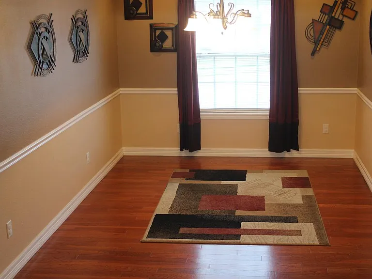 4702 SW Golden Eagle Ave — Photo 15