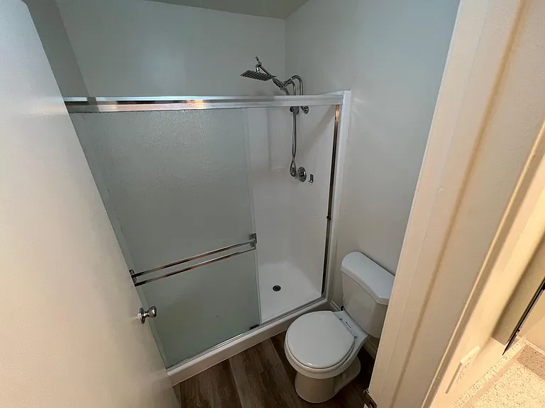Beachwood Village Apartments — Photo 24