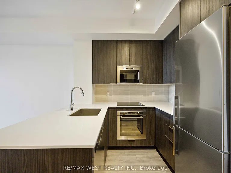 99 Eagle Rock Way #209 — Photo 12
