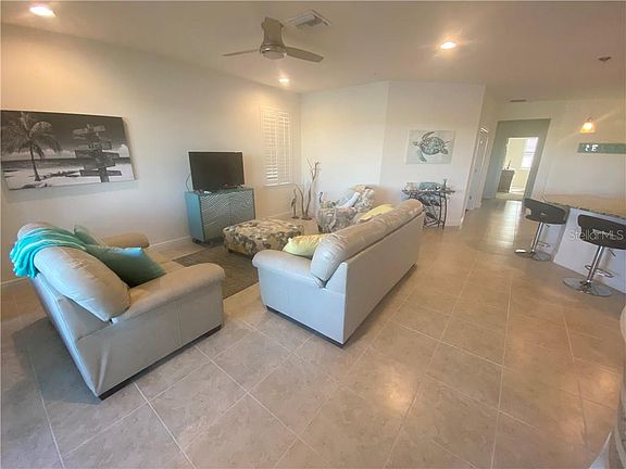 5th image of 23133 Banbury Way #203