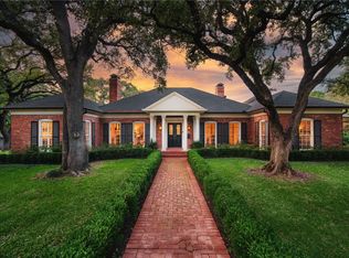 4901 Ridgeview Dr, Waco, TX 76710