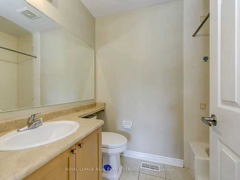 9 Barnstone Dr — Photo 38