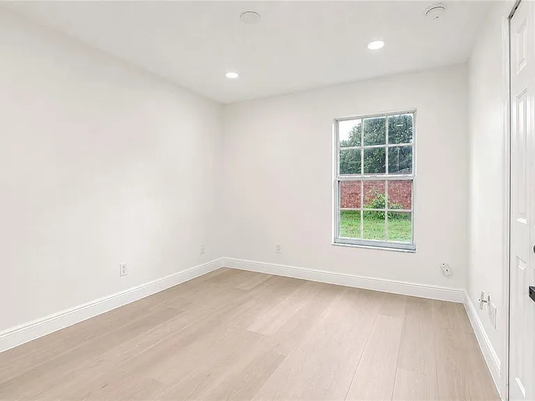 2039 Shannon Lakes Blvd — Photo 14