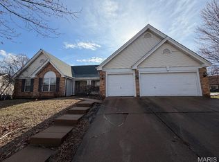 12948 Broadridge Ln, Florissant, MO