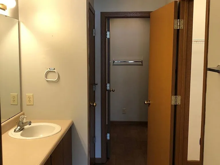 2110 Fincastle Way — Photo 15