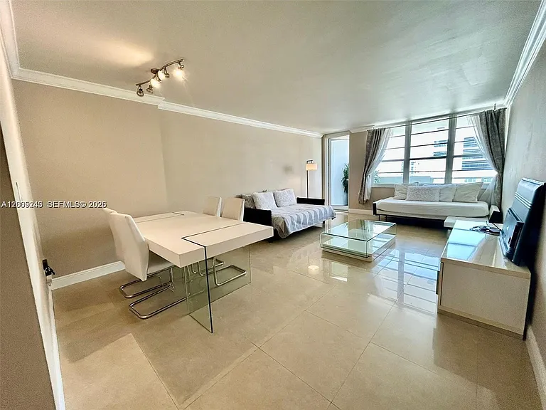 100 Lincoln Rd #1010 — Photo 3