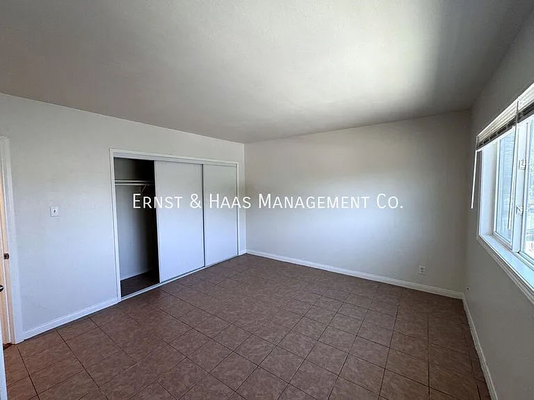840 Walnut Ave #D — Photo 10