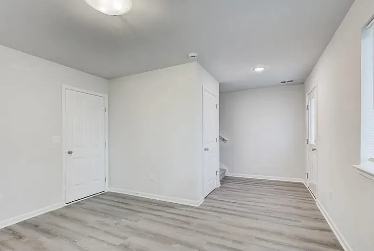 4840 Ludlow Ln — Photo 24