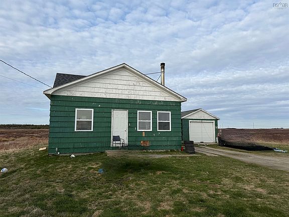 2nd image of 655 Baccaro Rd