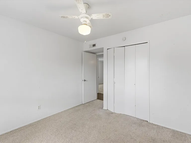 7612 Jerome Dr — Photo 17