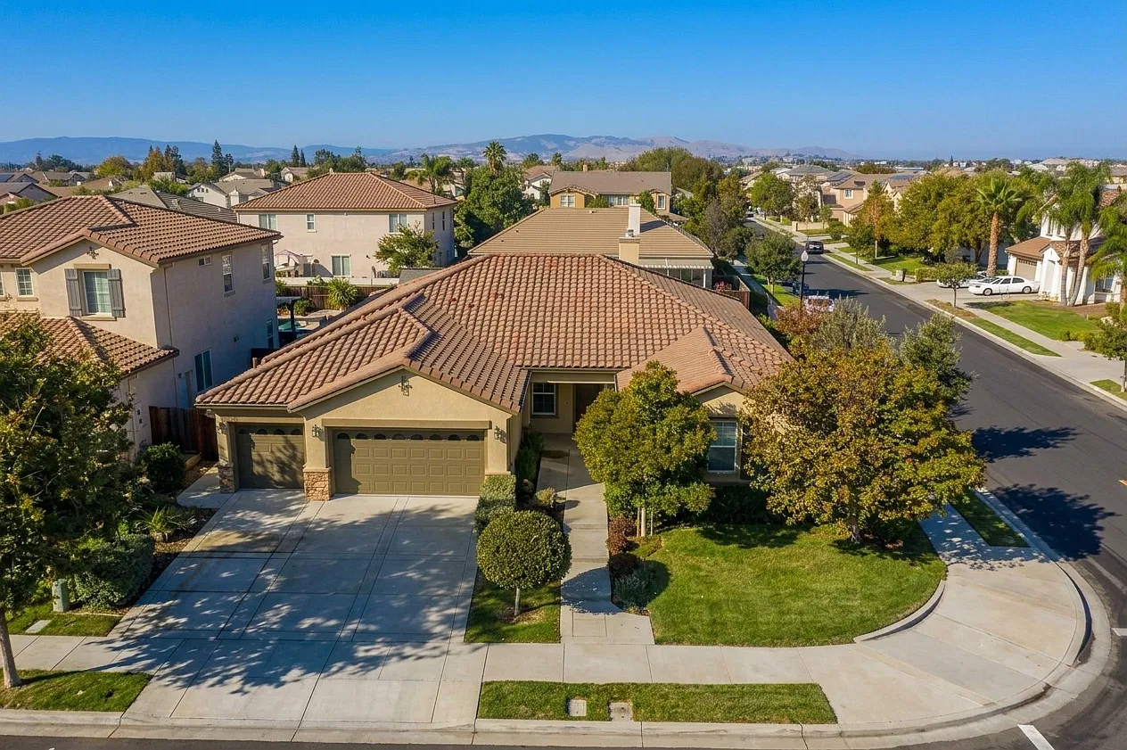 1753 Mediterraneo Way — Photo 1