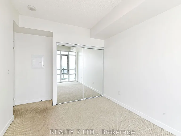 360 Square One Dr #2709 — Photo 33