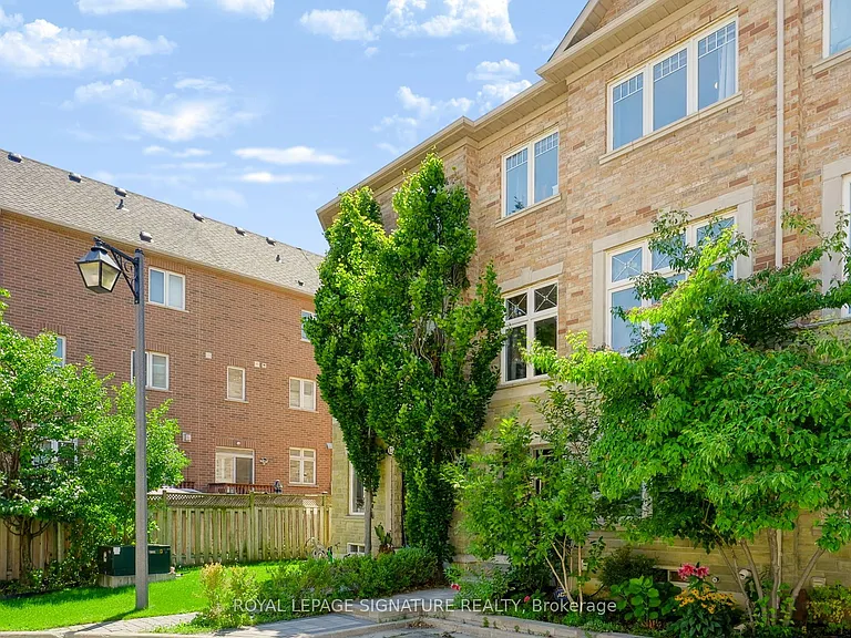 10 Clockwork Ln — Photo 2