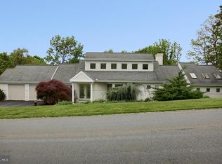 26 Ridge Rd, Lititz, PA 17543