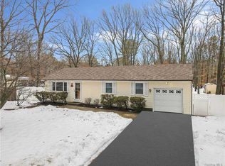 77 Wilson Ave, Medford, NY 11763