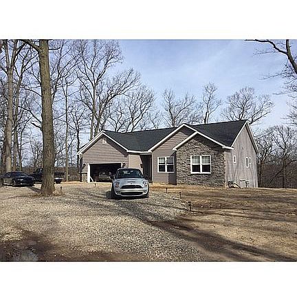 2nd image of 5387 Woodland