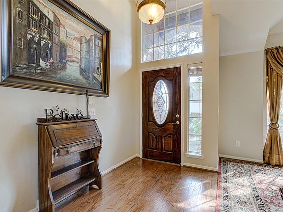 4th image of 19403 Kelly Timbers Dr