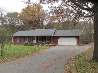 15660D Miller Rd, Plano, IL 60545