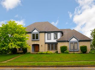 640 Burr Oak Dr, Tipp City, OH 45371