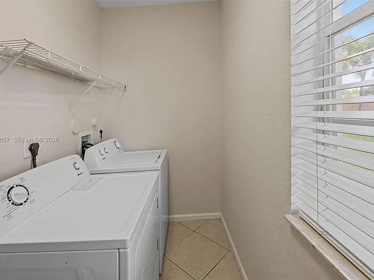8401 SW 25th Ct #106 — Photo 7