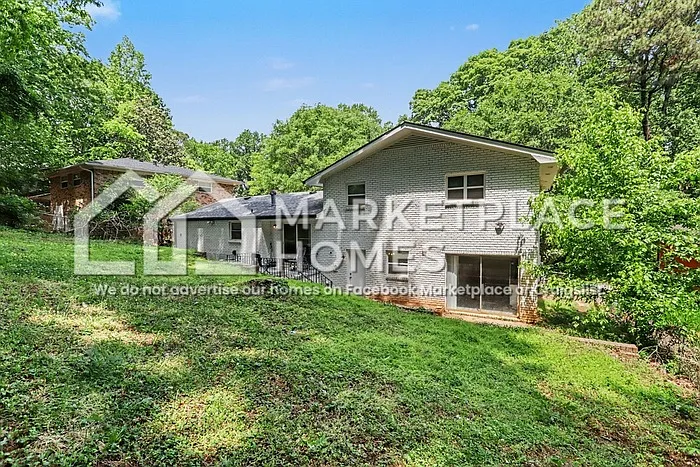 2470 Glenrock Dr #B — Photo 18