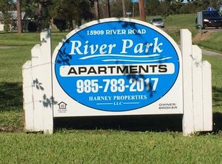 15909 River Rd APT 21, Hahnville, LA 70057