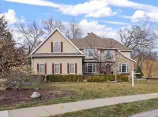 7510 Taylor Dr, Savage, MN 55378