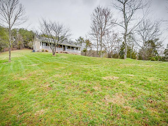 3rd image of 3709 Glenmont Ct