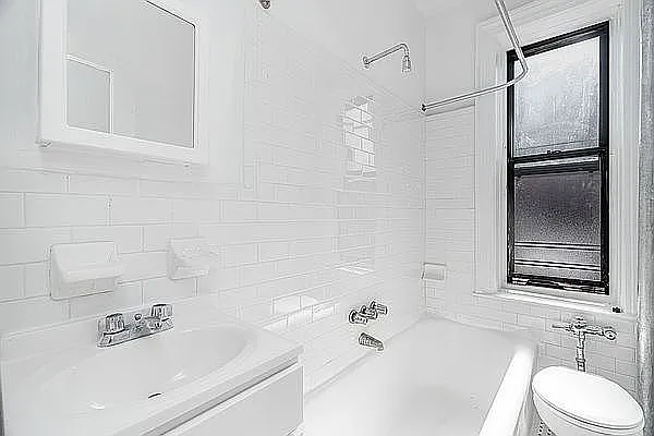 Rented by Keller Williams NYC | media 20