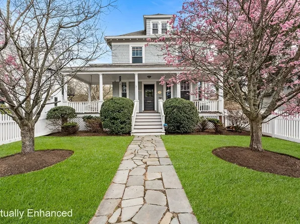 435 Lexington St, Waltham, MA 02452