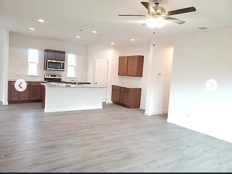 10501 Cedar Ct — Photo 43