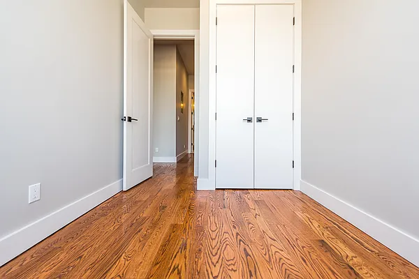 Rented by Nooklyn NYC LLC | media 48