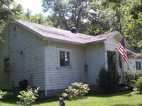 126 Tingley Ln, Franklin, PA 16323
