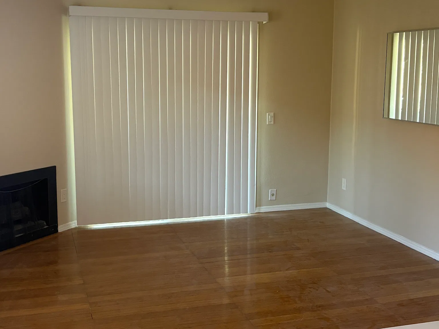 204 Woodland Pkwy — Photo 1