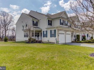88 Portsmouth Cir, Glen Mills, PA 19342