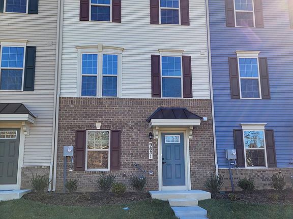 Beautiful Brick front w/ covered entry