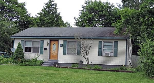 2nd image of 235 Elm St