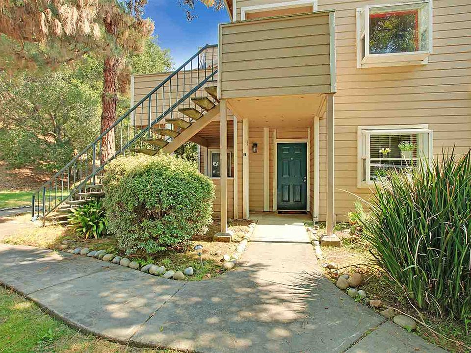 1st image of 720 Canyon Oaks Dr APT B