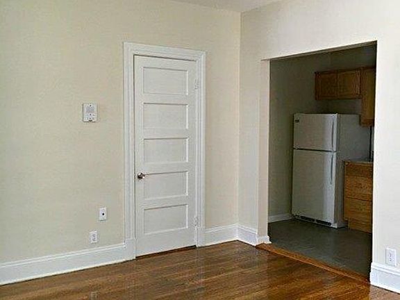 4th image of 1106 W Grace St #4