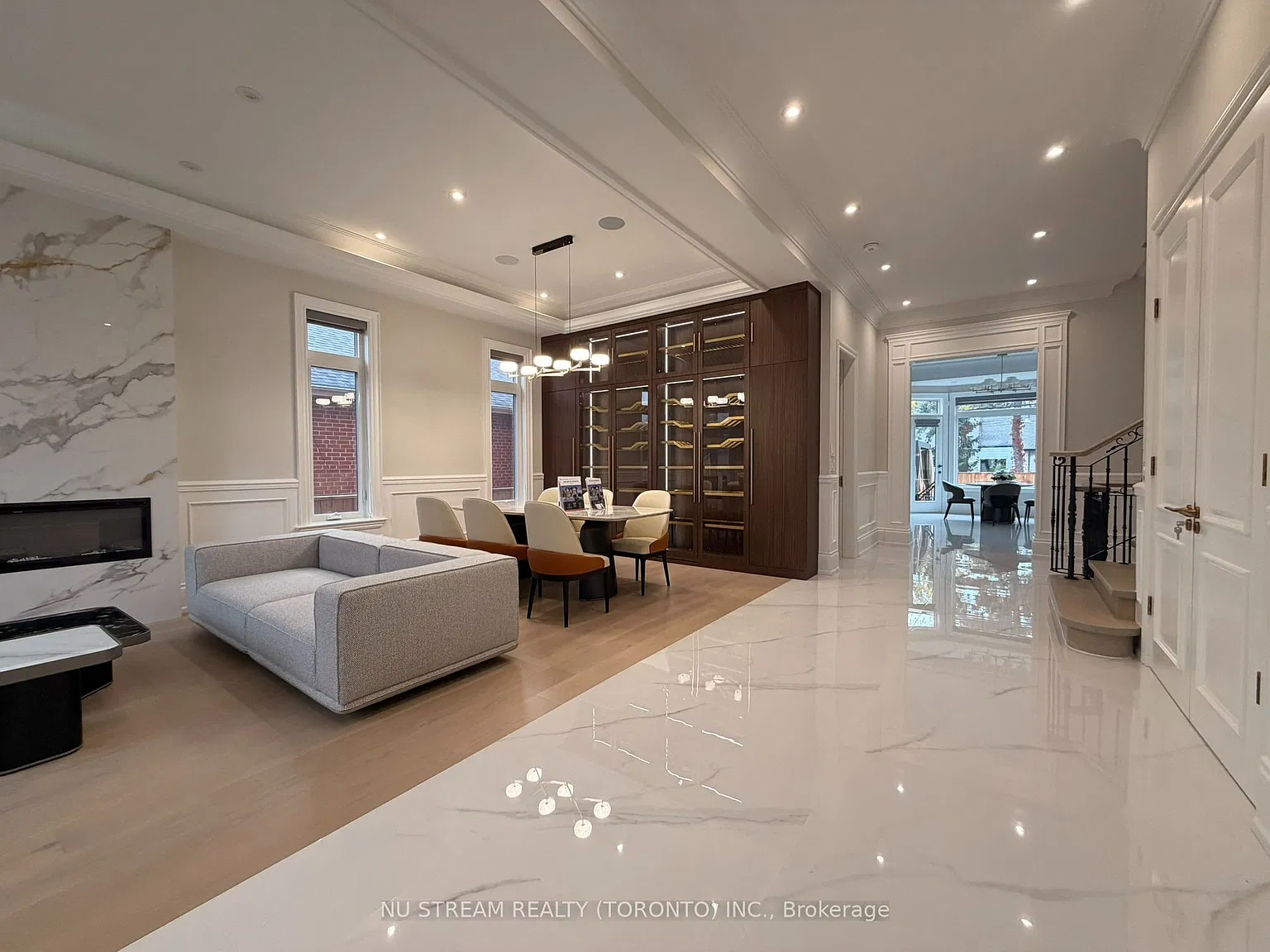 7 bed, $9,999 — Photo 3