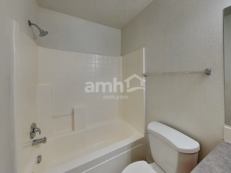 3008 Woodbridge St — Photo 14