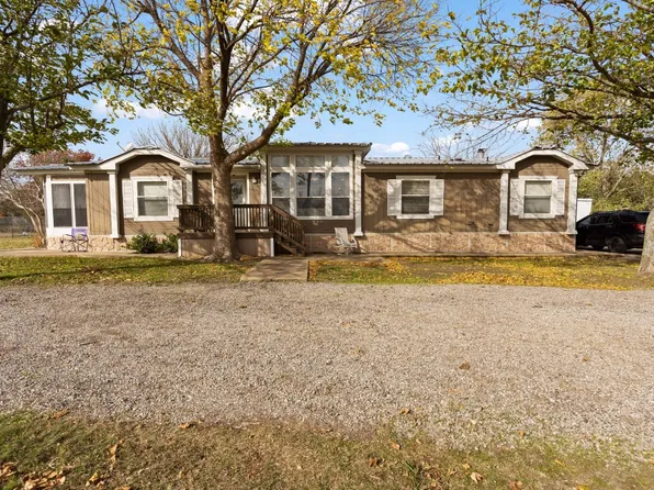 12117 Mitchell Dr, Alvarado, TX 76009