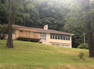 285 Oak Grove Rd, Industry, PA 15052