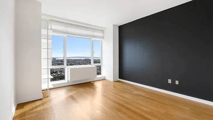 Rented by Compass | media 9